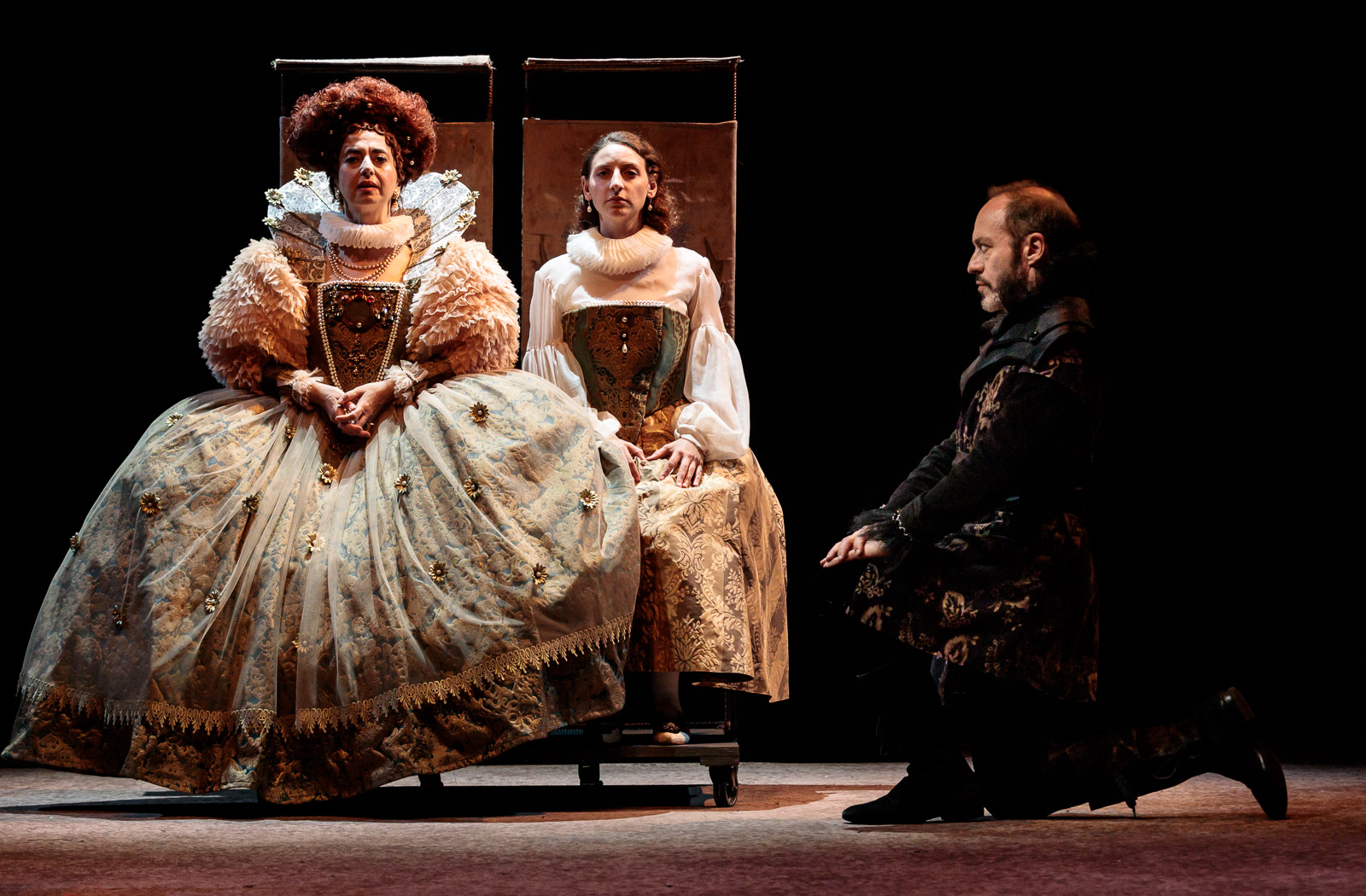 I CORPI DI ELIZABETH